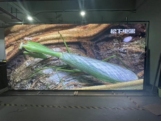 la visualizzazione del modulo di 3.076mm 320*160mm LED 3840HZ sulla velocità di rinfrescamento