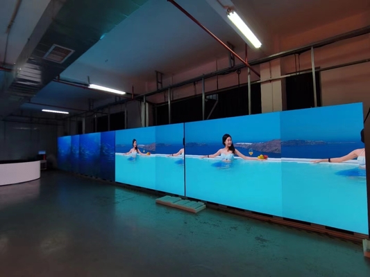 Il video schermo di visualizzazione dell'interno del LED di P1.95 HD 700cd/M2 3840 rinfresca