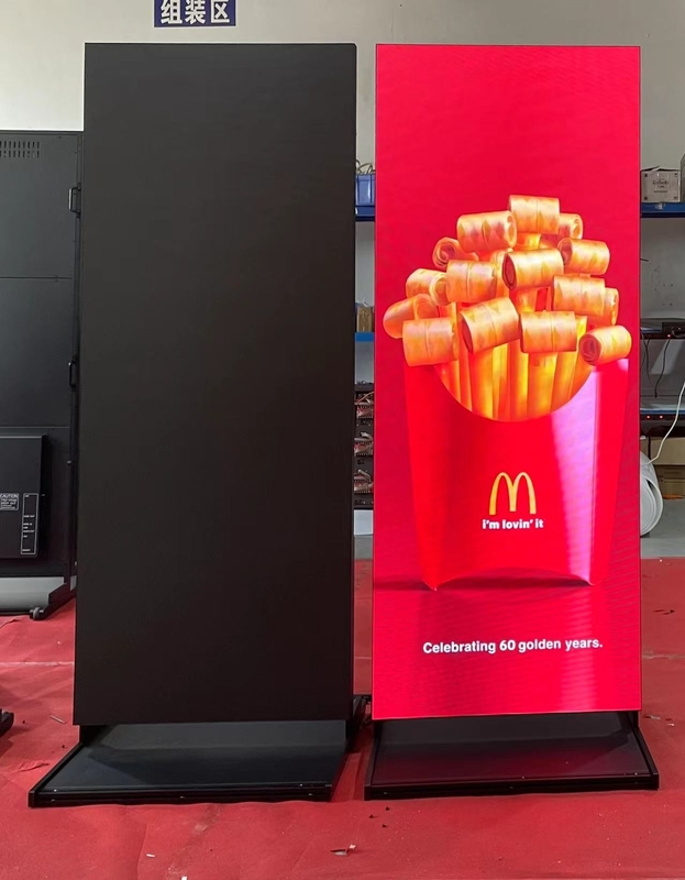 Manifesto senza cuciture P2.5 RGB Smart LED che annuncia esposizione per il centro commerciale