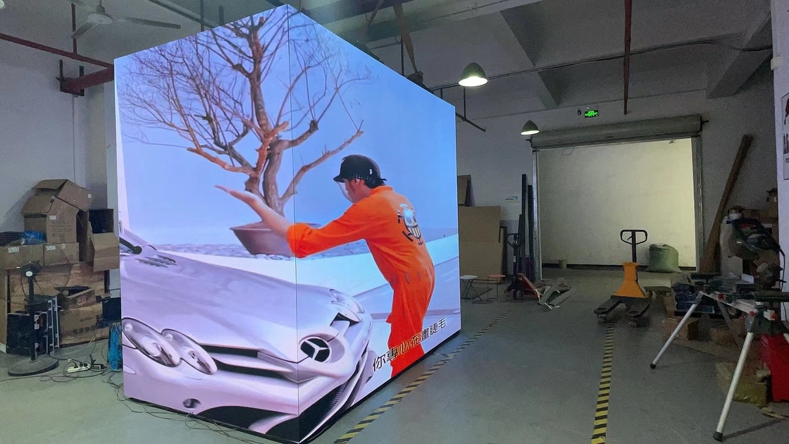 4 parete dell'angolo LED dei lati P2.5 video, esposizione di LED dell'interno di pubblicità